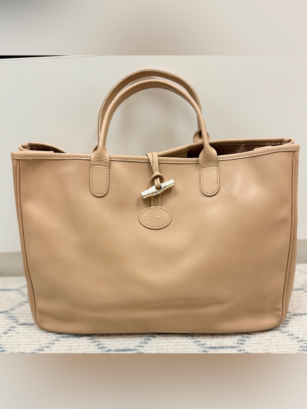 LONGCHAMP Vintage Classic Everyday Beige Leather Roseau Top-Handle Shoulder Bag